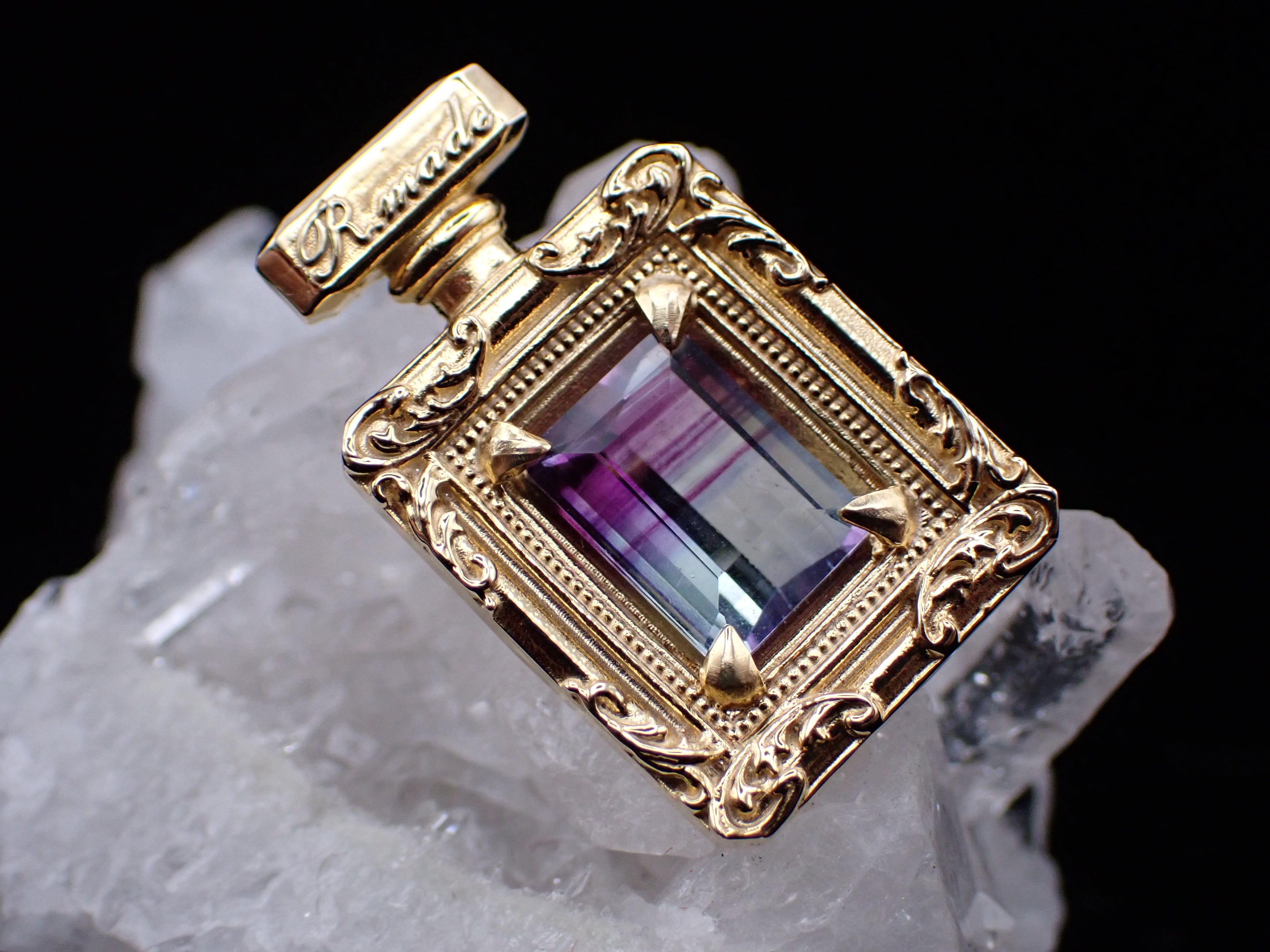 小さな宝石店 R.made（あーるめいど）