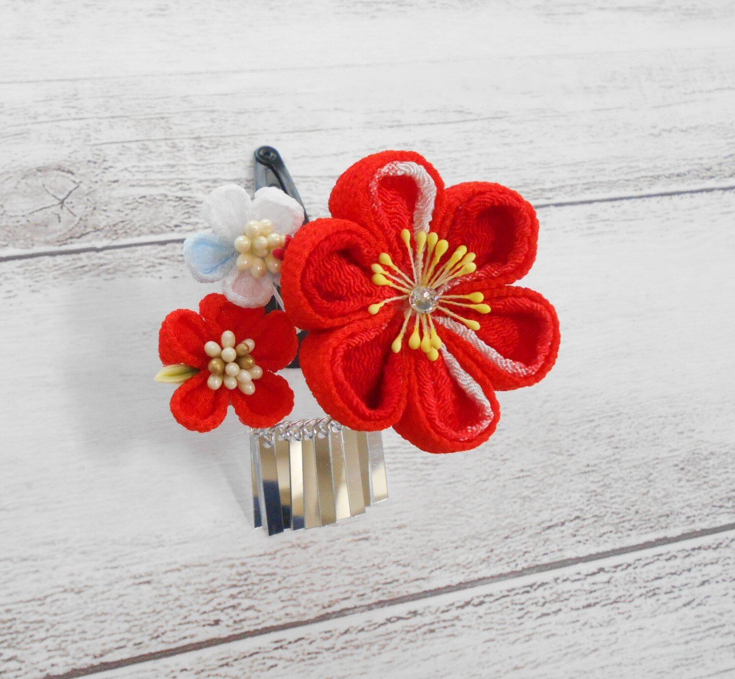 七五三髪飾り #2325687R つまみ細工 藤さがり ちりめん 鈴 ビラ 3歳 7