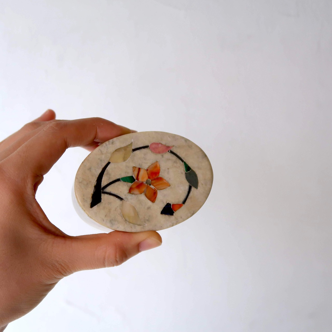 リースのようなお花のケース