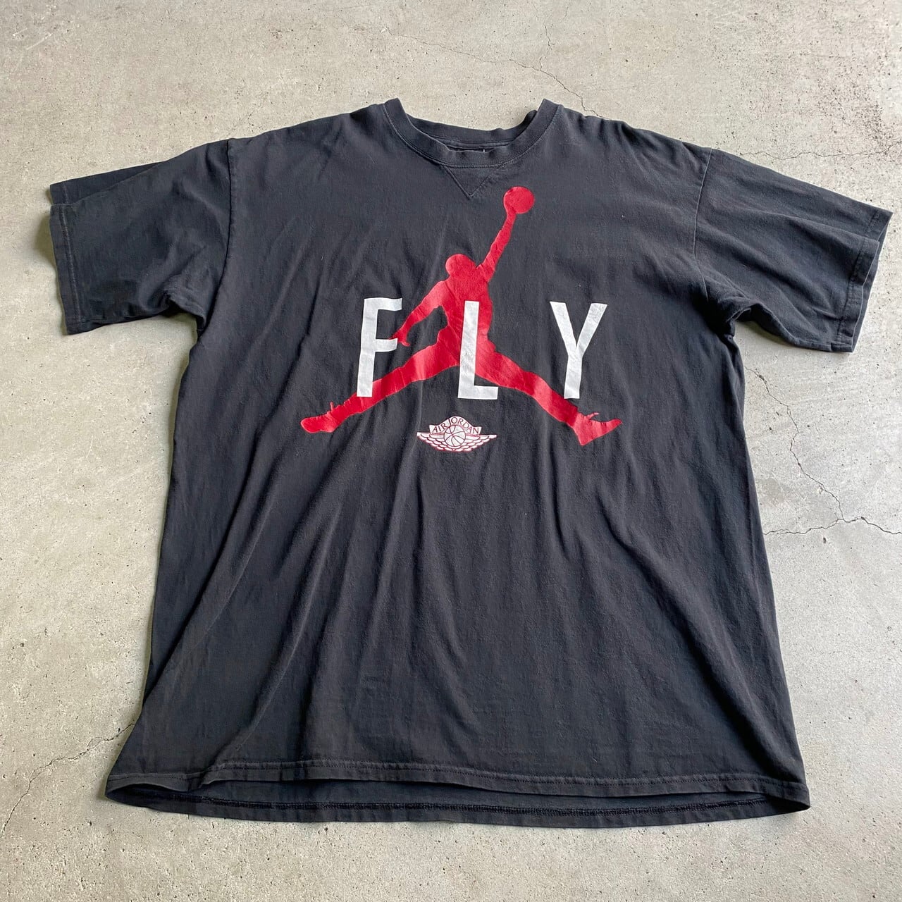 品質一番の 日本未発売 JORDAN×ATCQ ビッグプリントTシャツ ジョーダン