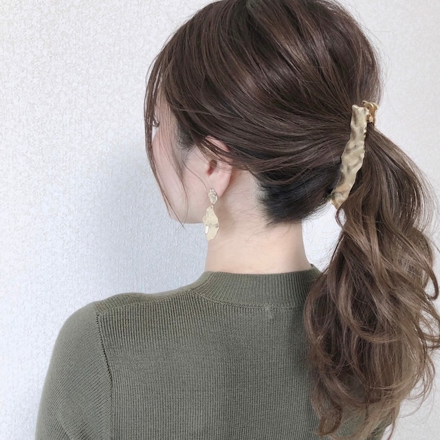 @Kino.ko_hair_make  × ..A 　 バナナバレッタ【GOLD色】