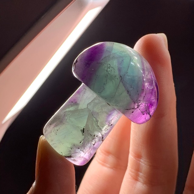 1.キノコフローライト置物