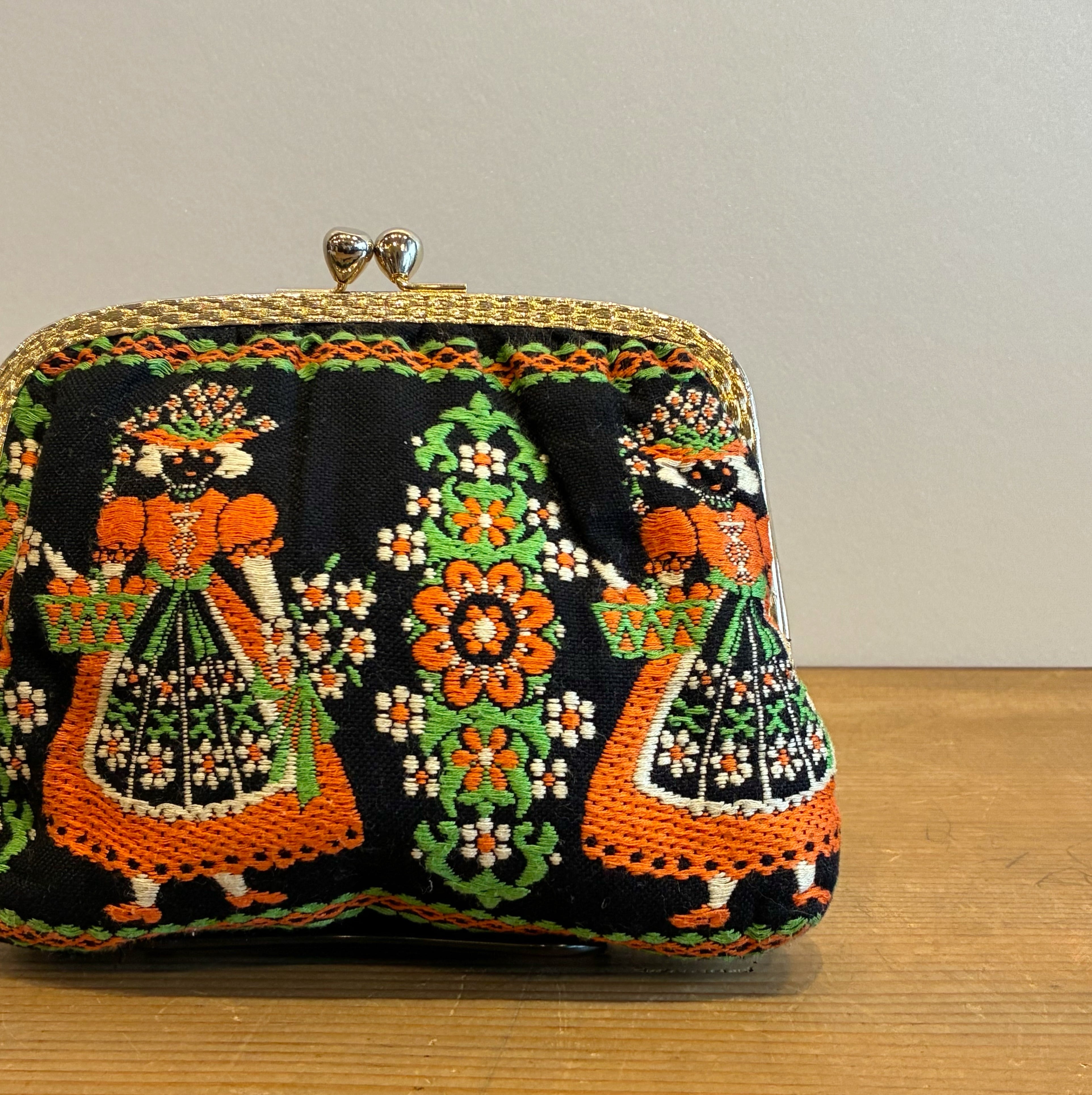 プチポアン 刺繍額 プチポアン刺繍ポーチ | POTLATCH