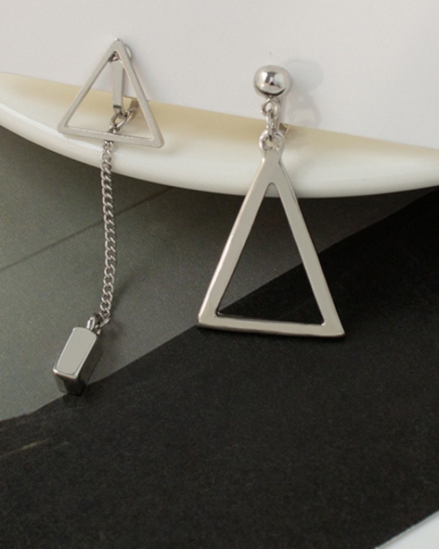 Asymmetric Geometric Ear Cuffs［A0268］