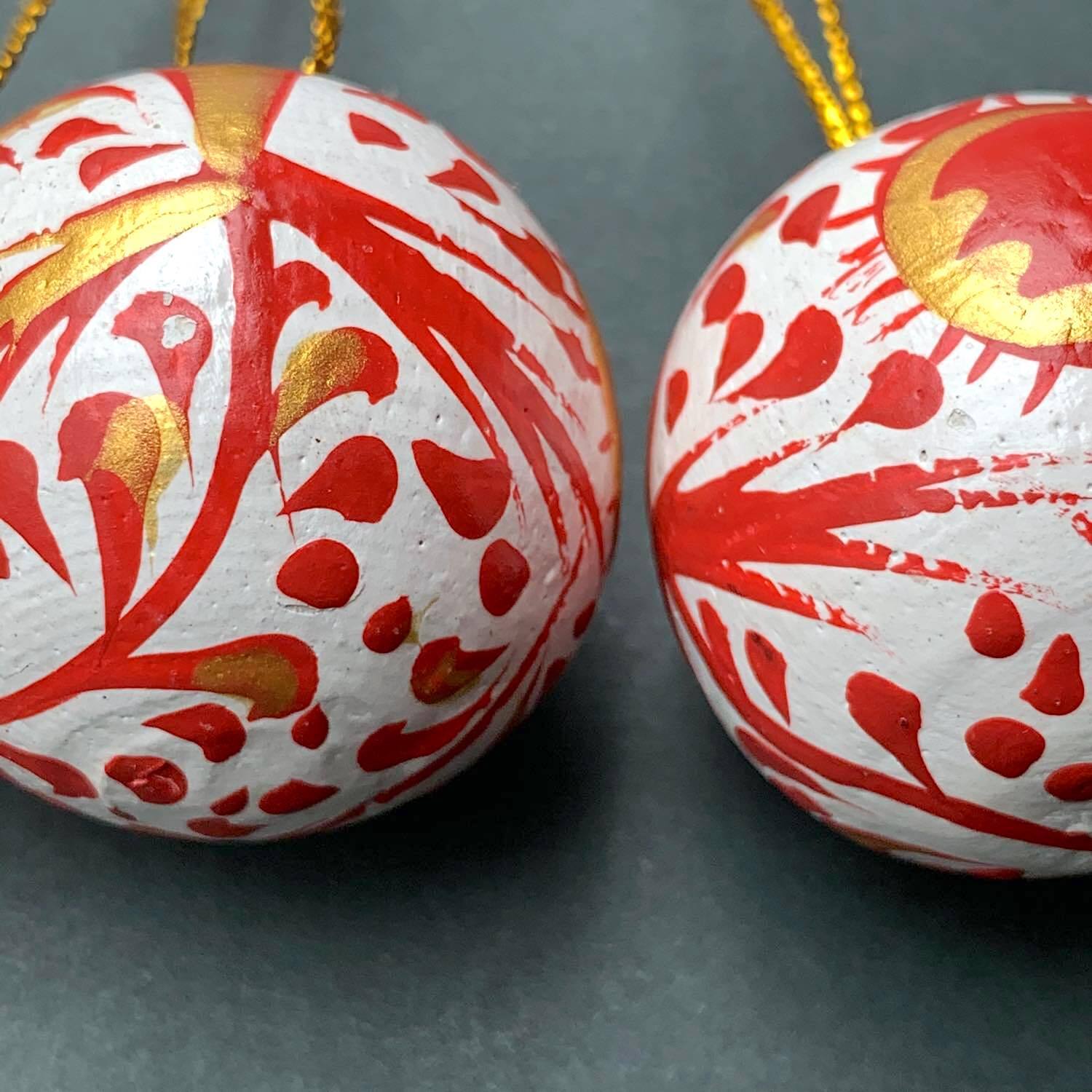 オーナメント柄入りラウンドボール | Dua-アクセサリーパーツショップ