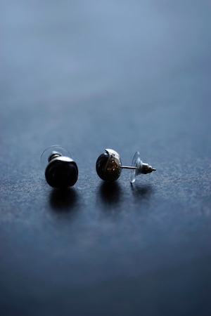 ralagan - pearl studs