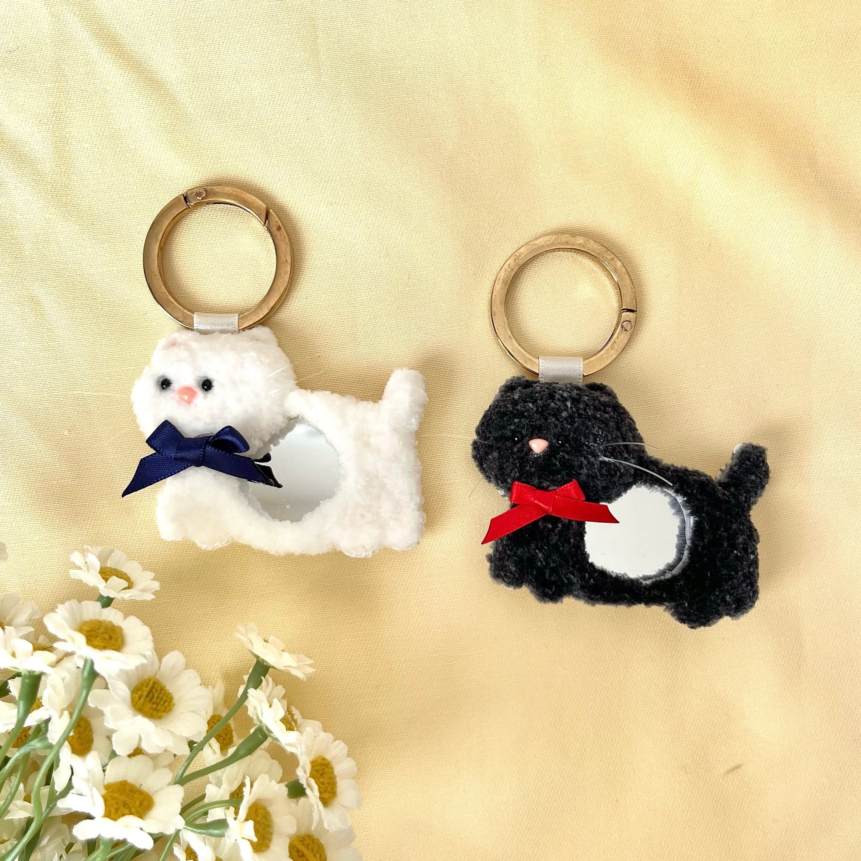 猫の鏡キーホルダー | oniso
