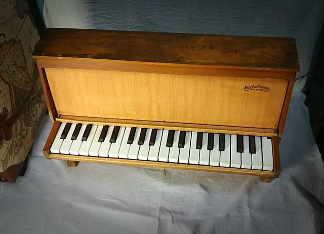 Vintage] michelsonneトイピアノ37鍵盤 | おもちゃ楽器.com