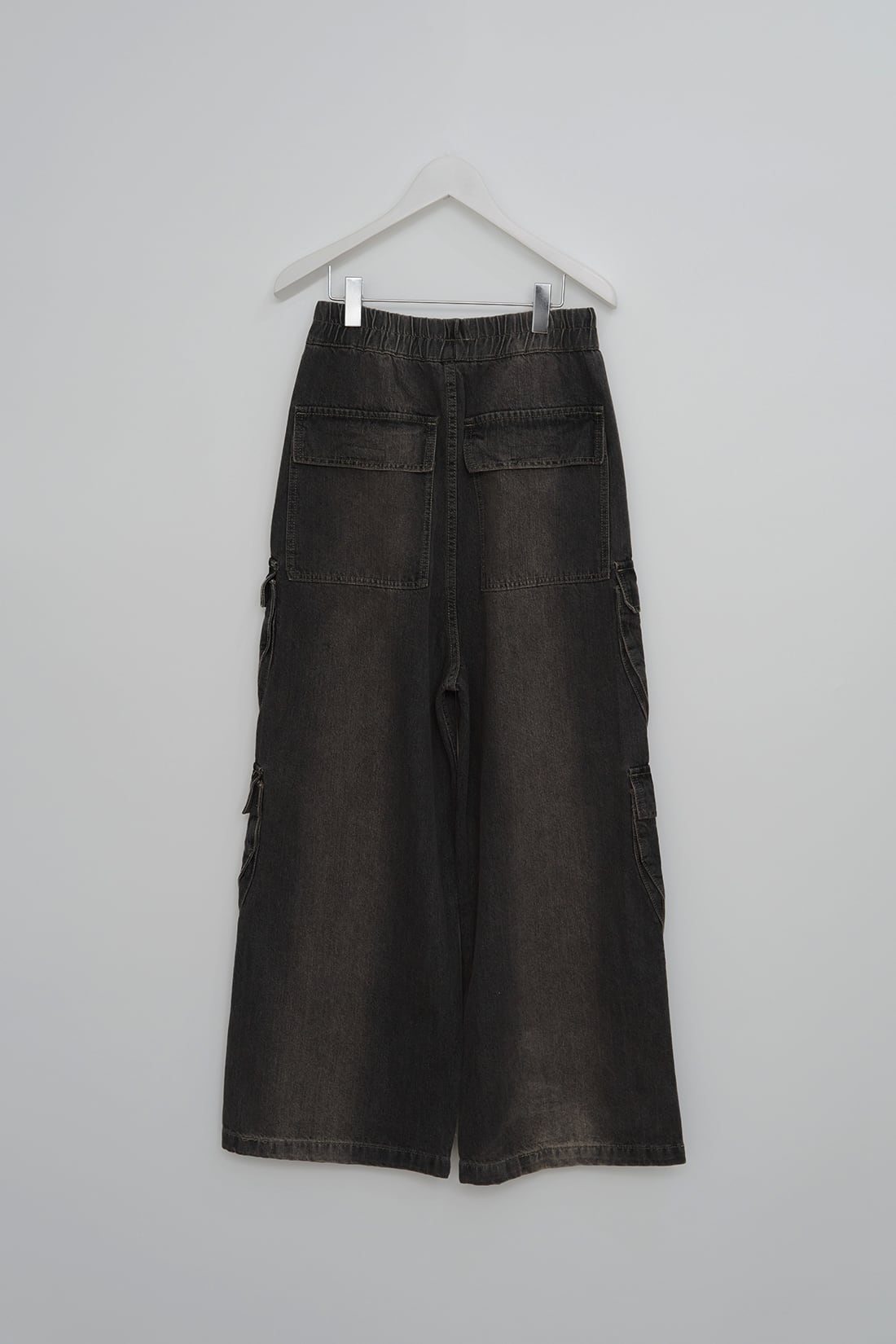 ぶんぶん♡ 70dc26d97eb97fa915bdf12a1bbaf2