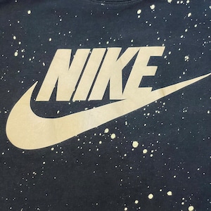 【NIKE】ペイント加工 プリントTシャツ ロゴ ナイキ Sサイズ us古着 アメリカ古着