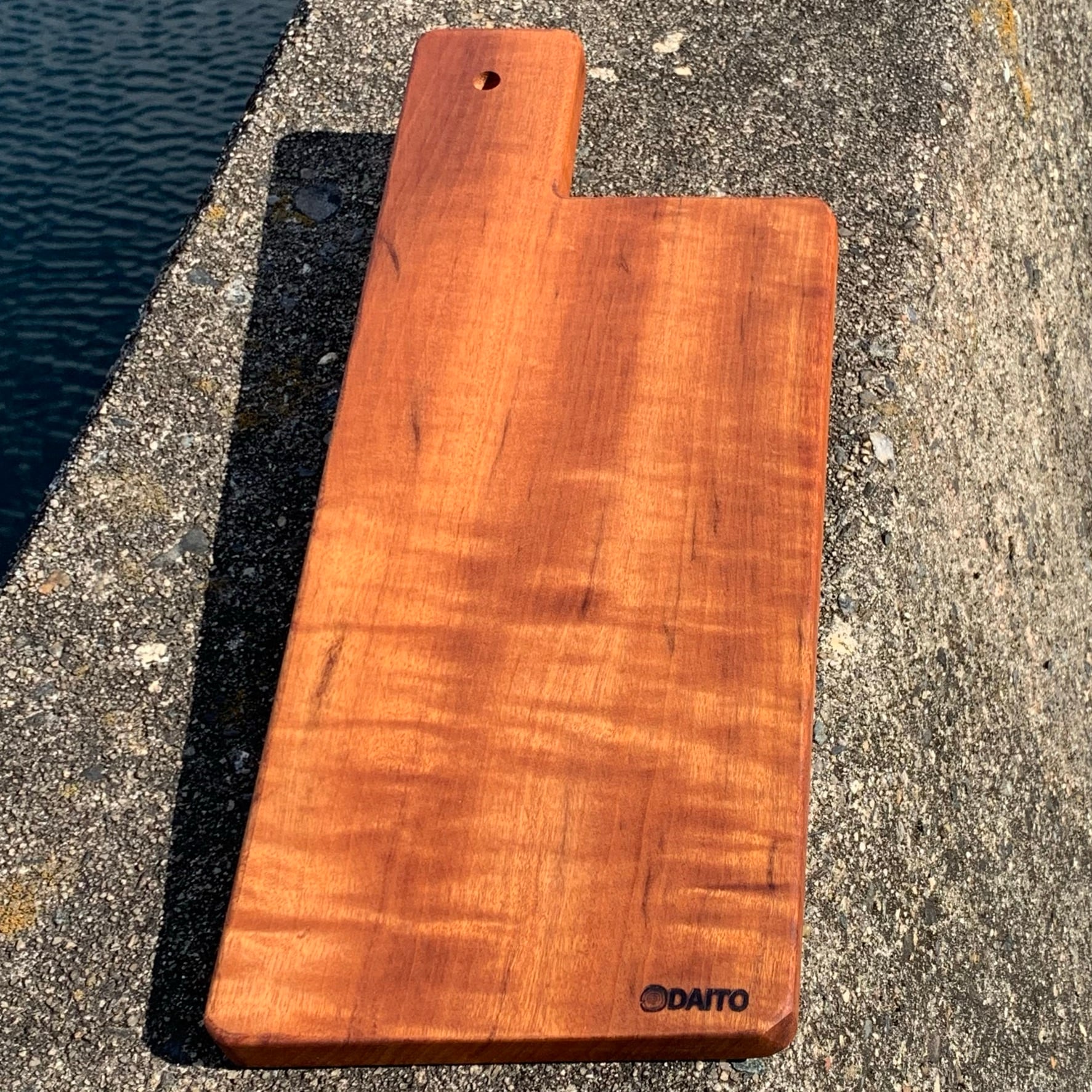 希少材！「紅椨（ベニタブ）ver2」 L型ワイドの材木屋のカッティング