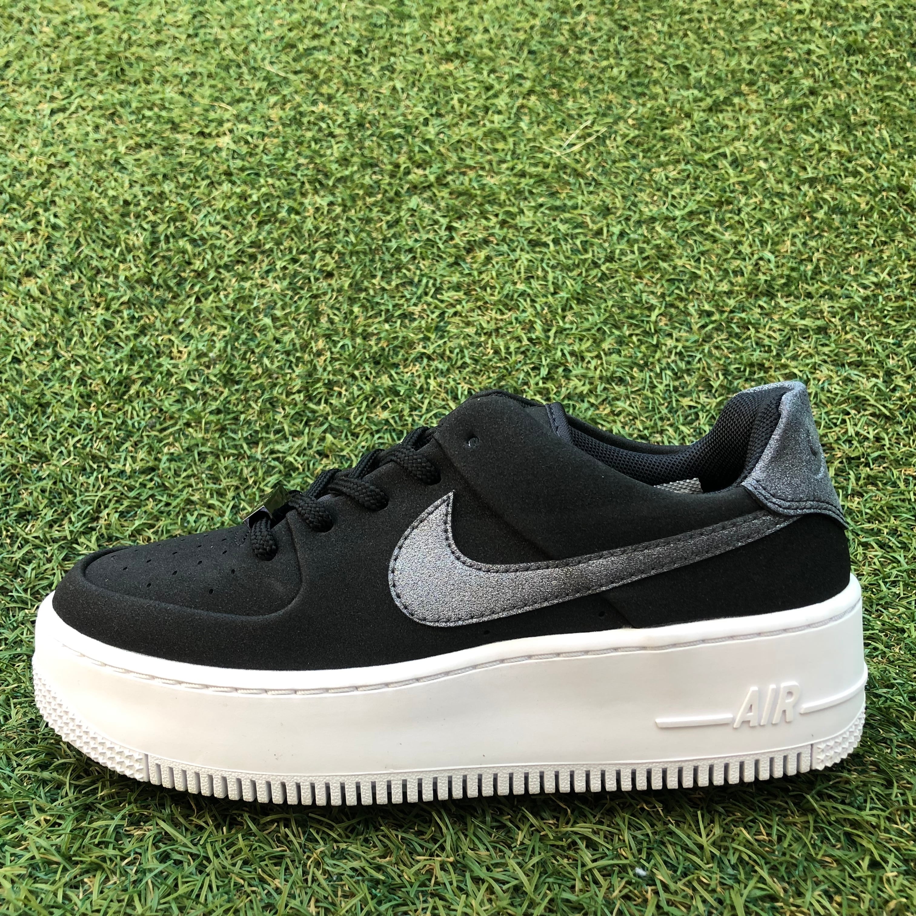 NIKE AIR FORCE 1 SAGE LOW ナイキ エアフォース ワン ロー HT473