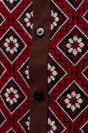 ウクライナ刺繍ヴィシヴァンカ　手刺繍　Lサイズ　メンズ