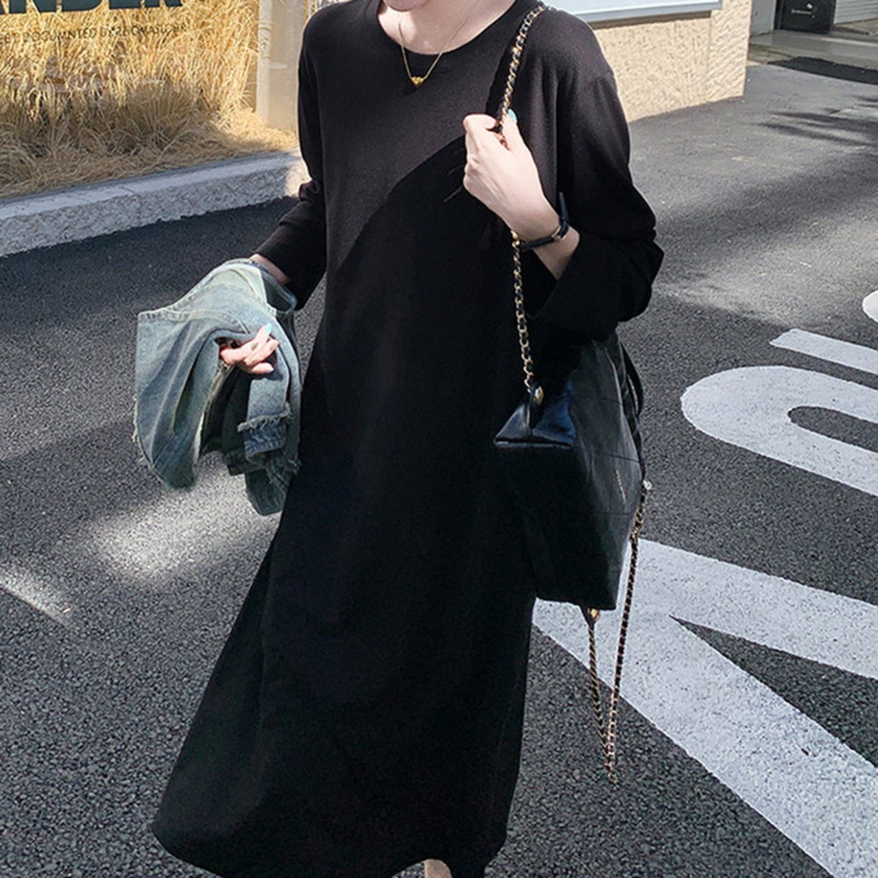 デニムベスト＆ブラックワンピースのセットアップ W00835