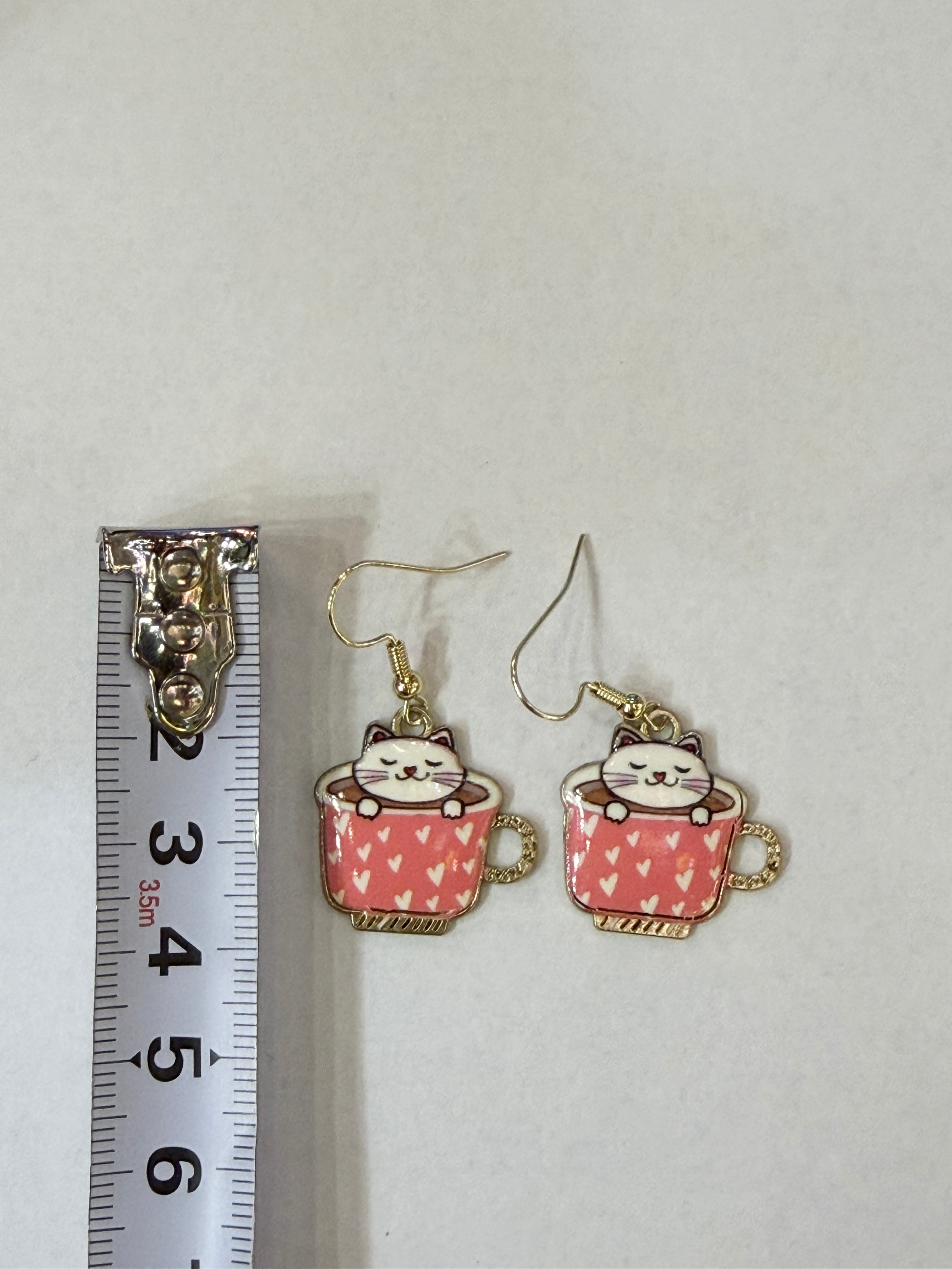 コーヒーカップ猫ちゃんピアス(=^ェ^=) | zakurotokyo