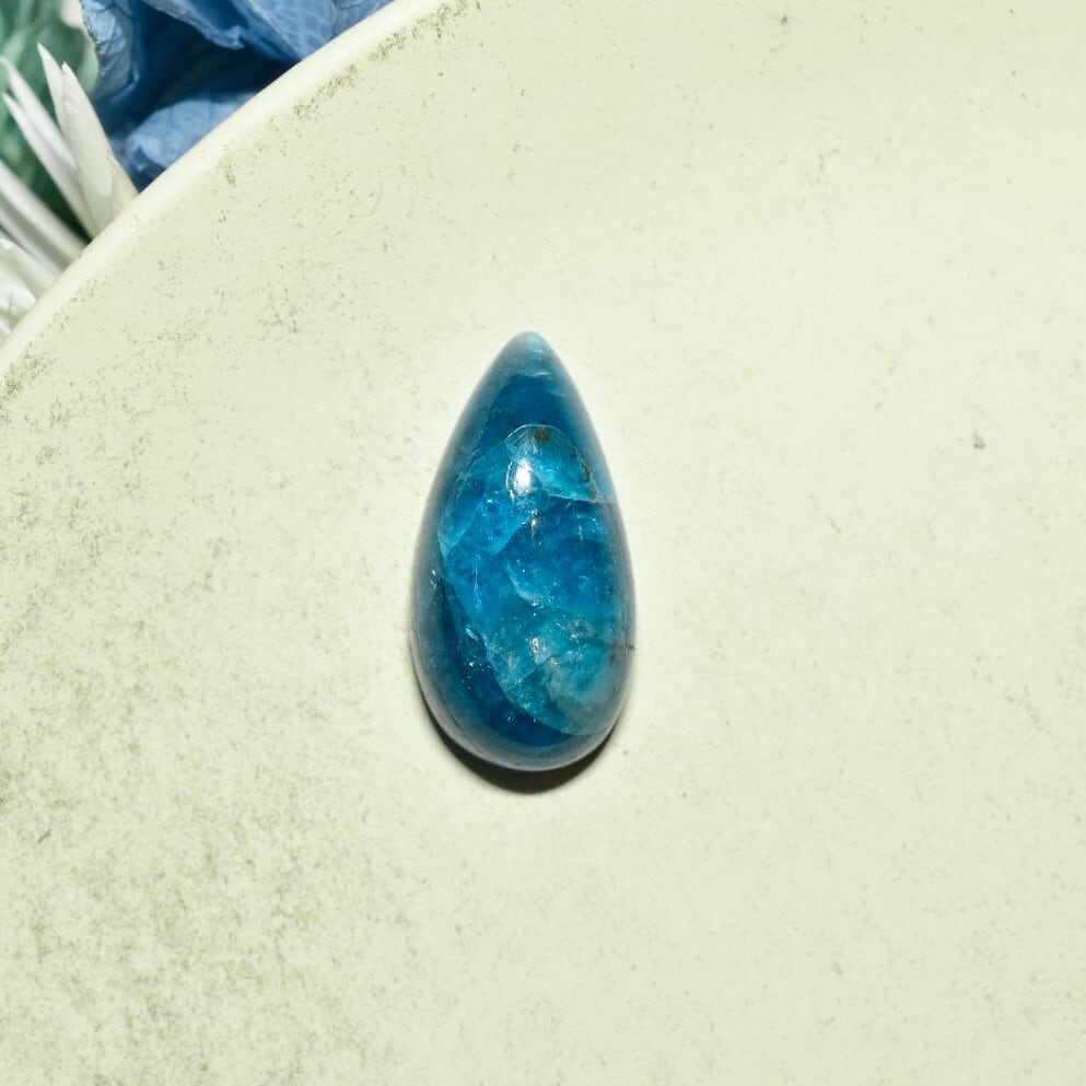 ネオンブルーアパタイト ルース ブラジル産 BAP07 | EBIA Crystal