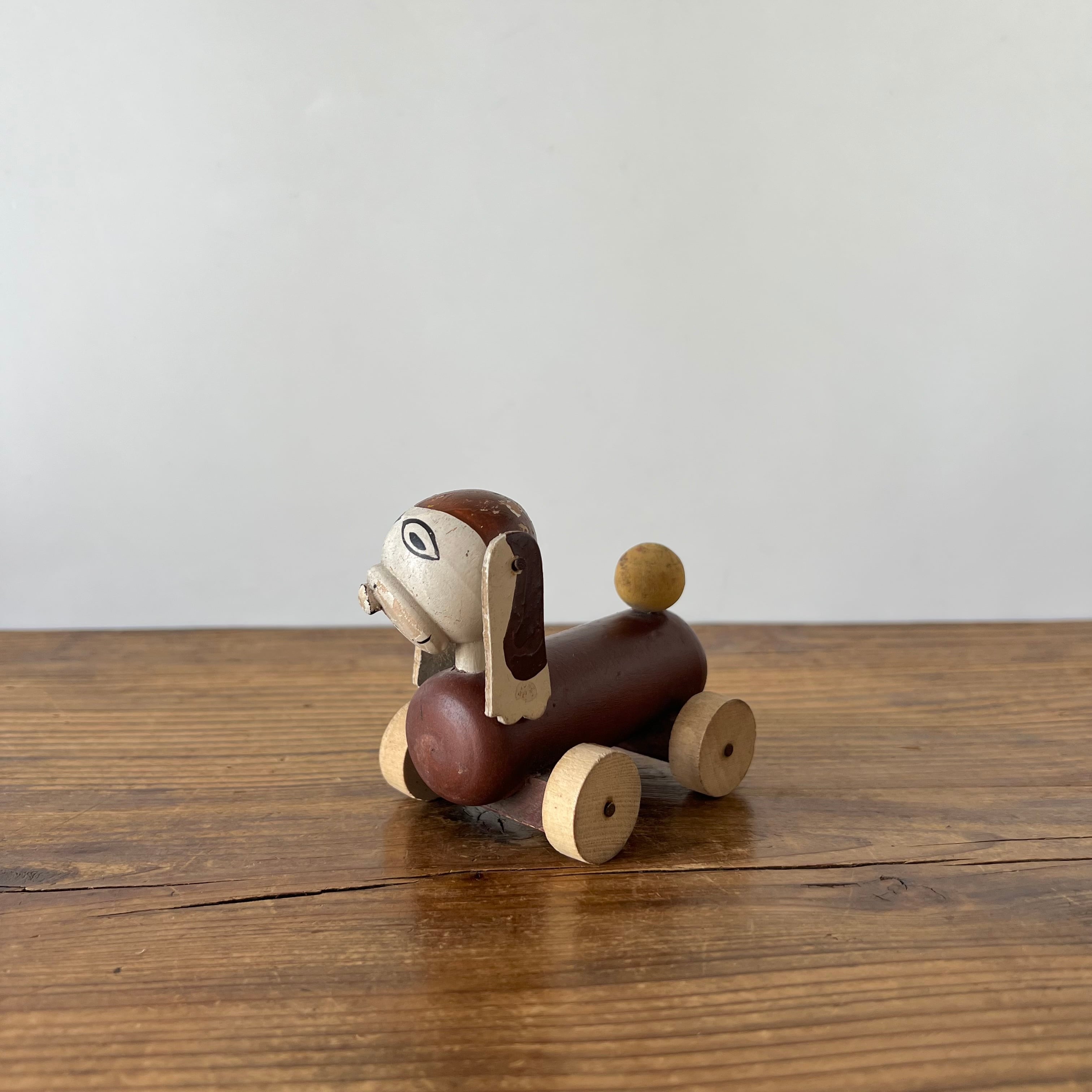 Wooden Pull Toy Dog | troldhaugen antiques ｜ 北欧アンティーク・古道具