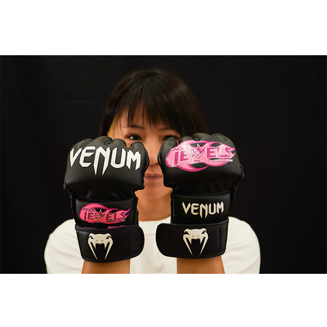 DEEP JEWELS公式MMAオープンフィンガーグローブ (VENUM）