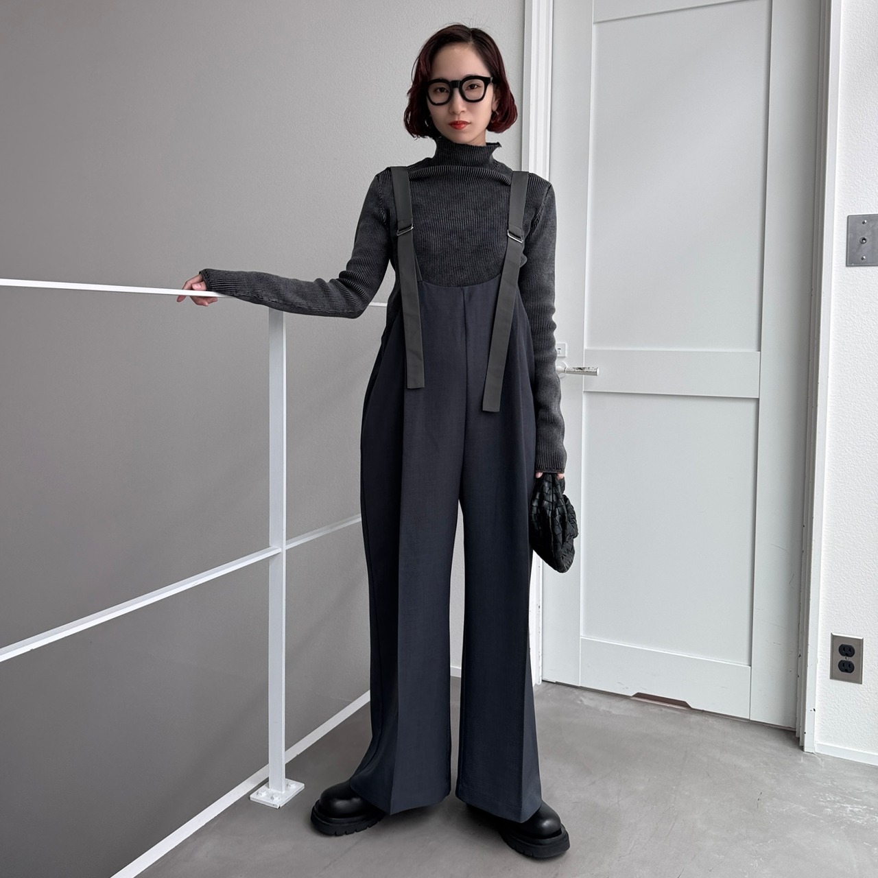 バックデザインタックサロペットPT/チャコール