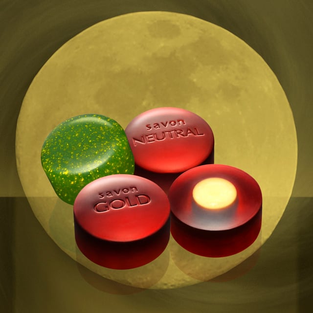 サボンゴールド 120g 紙箱入り | 高貴石鹸 麗月 Reigetsu