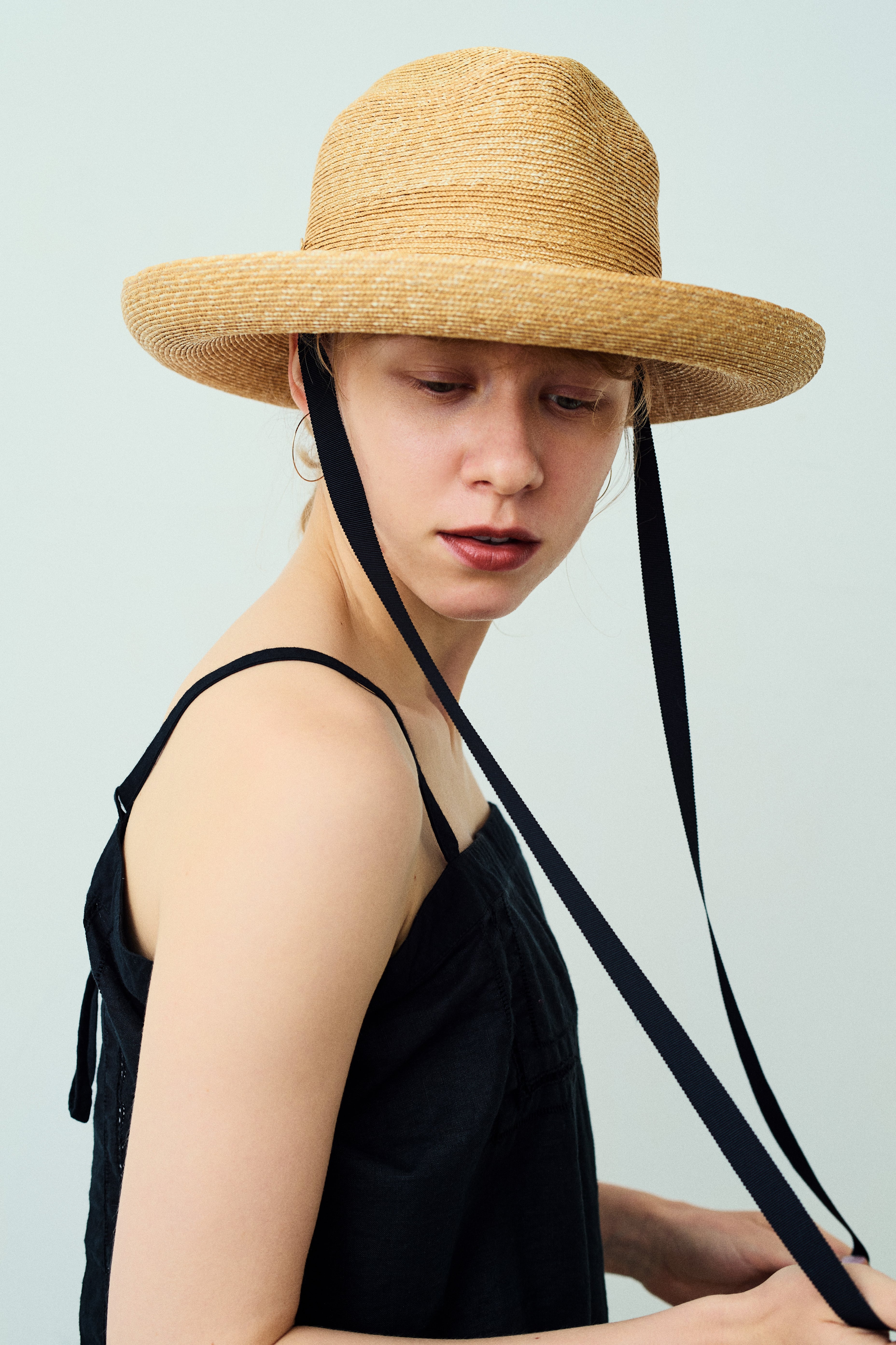 Mia Hat & Accessory