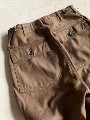 DYE PAINTER PANTS / BROWN