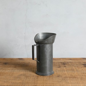 Pewter Measure Cup / ピューター メジャーカップ 〈ペン立て・花器・一輪挿し・アンティーク・ヴィンテージ〉112993