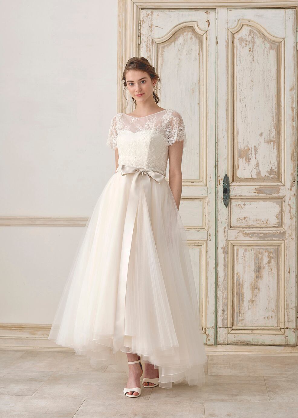 パーティードレス 流れる透け花レース 可憐な花刺繍のトップス ベルト  