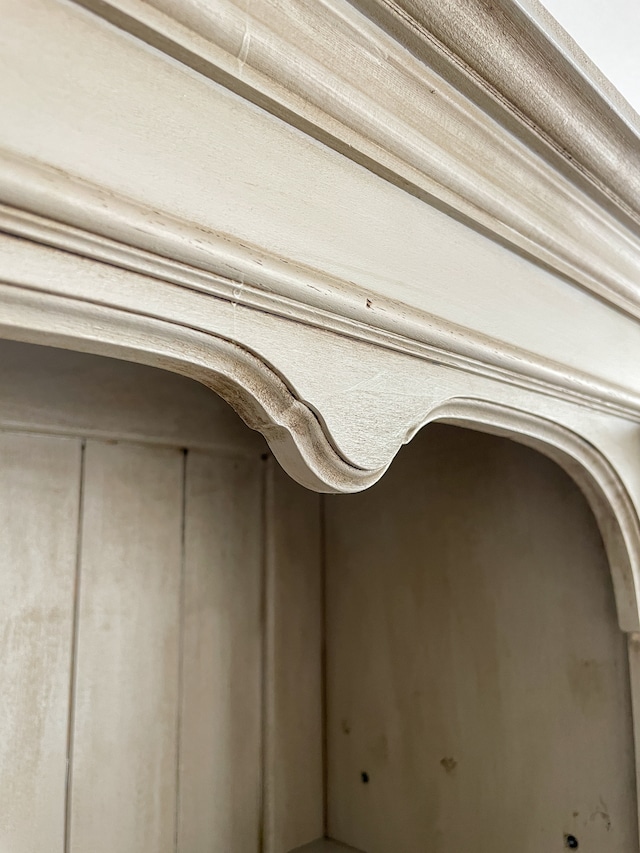 フランスアンティーク調カップボード 飾り棚ブロカントシェルフ (アンティーク調・オーダーメイド食器棚)W1500 輸入住宅や店舗什器向け