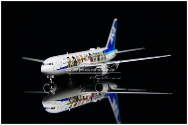 新品・希少】ANA 小さ B767-300ER JA608A 1/200 JFOX 