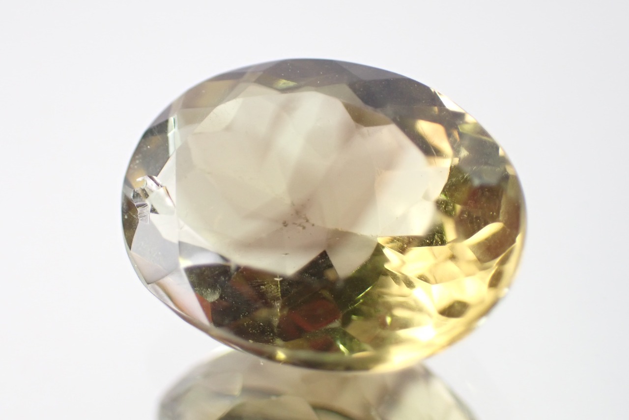 バイカラーレモンクォーツ　6.86ct　 [D5-72]