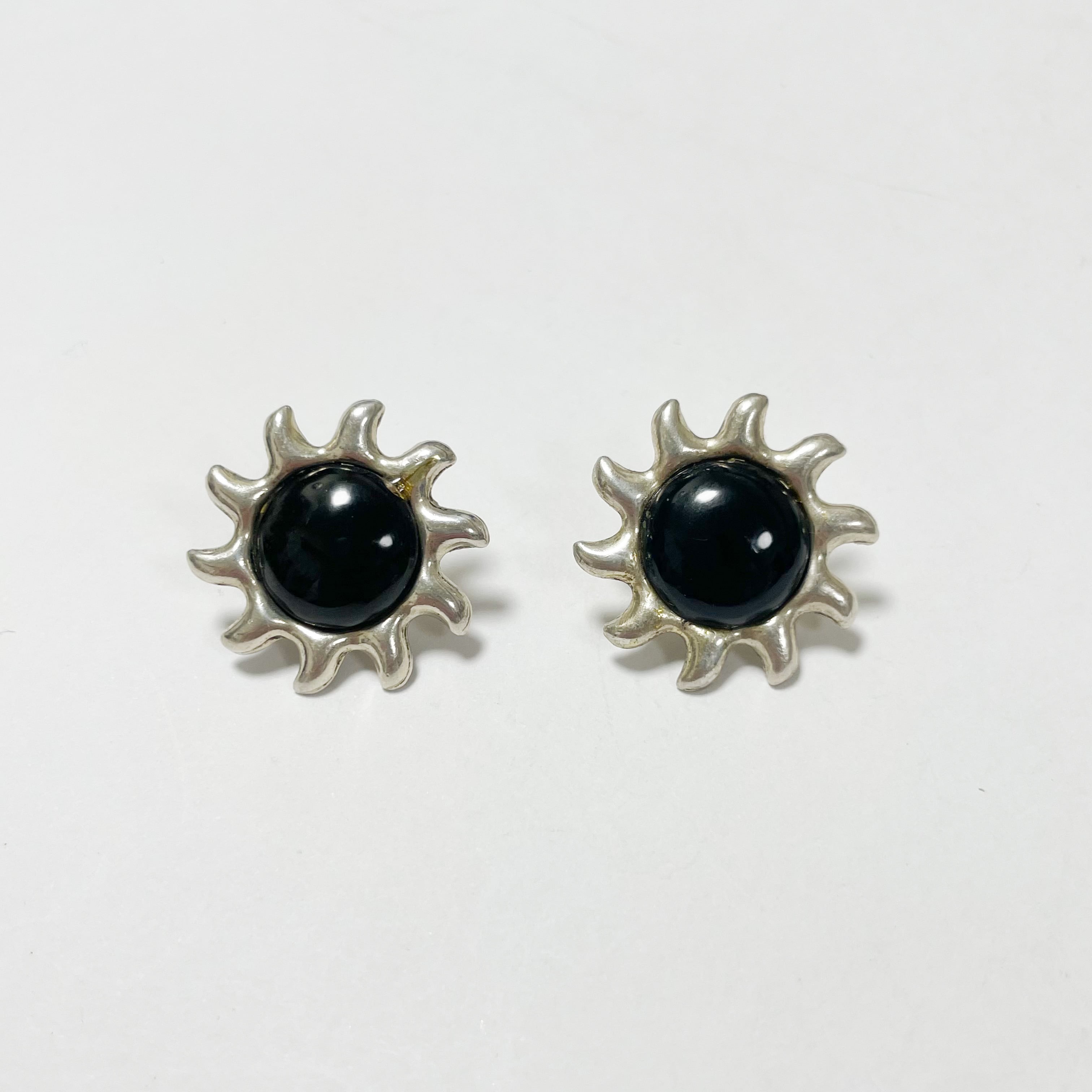 Vintage 925 Silver Onyx Sun Pirced Earrings Made In Mexico Vintage 925 Silver Onyx Sun Pirced Earrings Made In Mexico