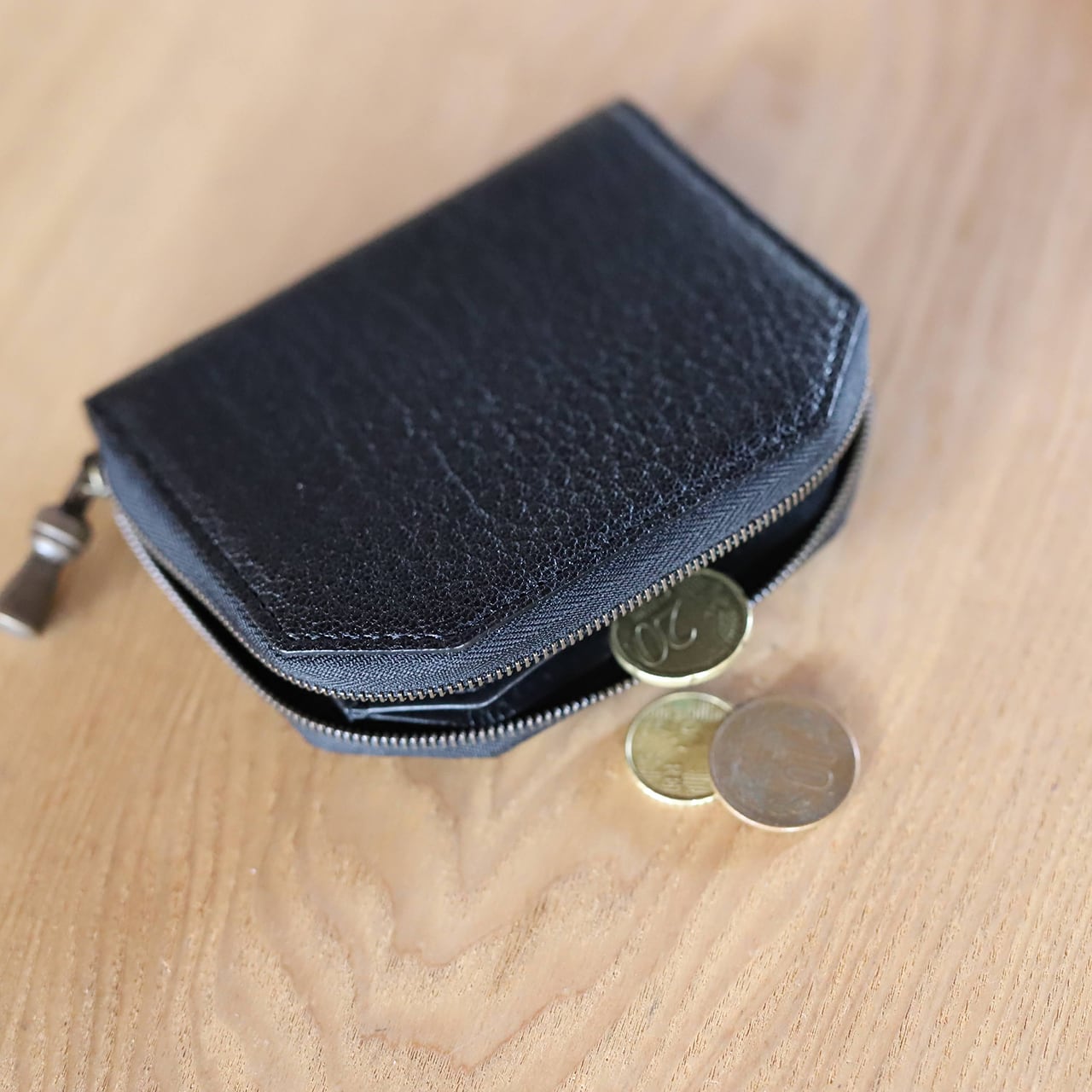 POSTALCO KETTLE ZIPPER WALLET SMALLMOSSGREEN素材