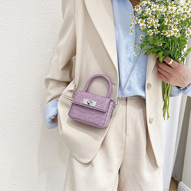 夏の小さなバッグ女性バッグ2020新しい潮ネット赤ファッションポータブルクロスボディバッグins野生のショルダーミニバッグ Tiancai_Wing_Bag4492477