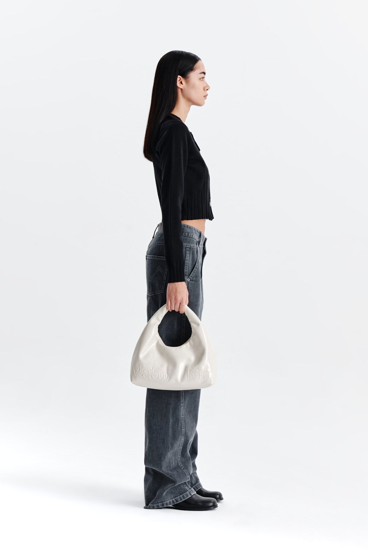 Matin Kim] ROUND ZIP UP CROP CARDIGAN IN BLACK 正規品 韓国ブランド