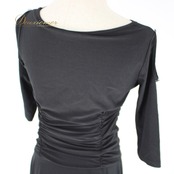 社交ダンス 衣装 スタンダード ドレス ワンピース レッスンウェア パーティドレス ブラック系 ICHIOKU イチオク 黒 無地 シンプル ビジュー フィット感 115cm丈 クラシックデザイン ストレッチ ブラックドレス おしゃれ パーティー用 通気性 ダンスウェア 幅広いスタイル 用途多様 シンプルスタイル 華やか シルエット 冬用 春用 秋用 薄手 着やすい モダンダンス ショートスリーブ 結婚式 お呼ばれ 3シーズン用