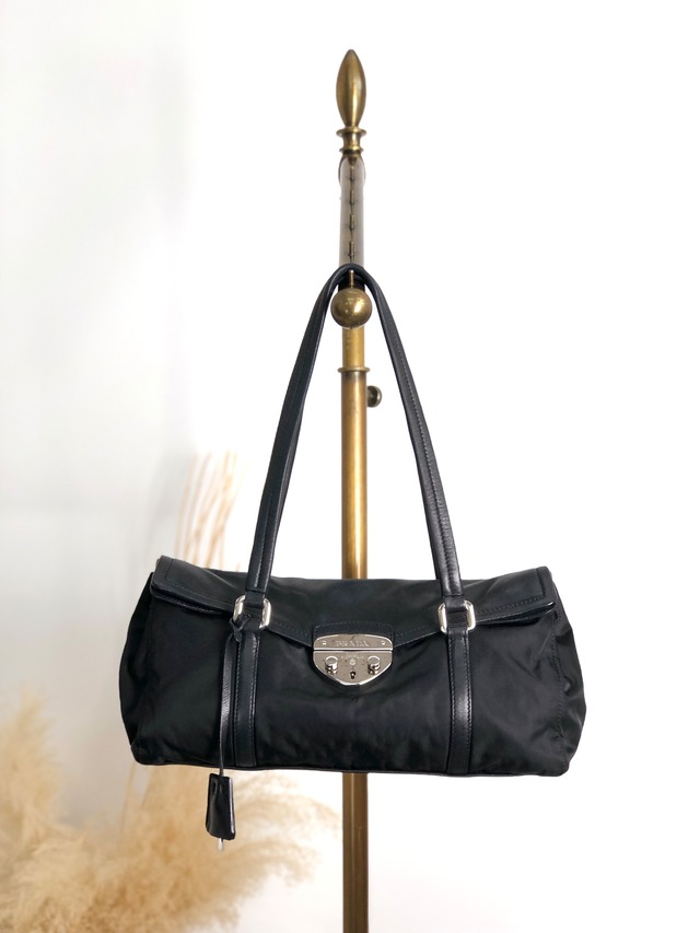 VALENTINO GARAVANI ヴァレンティノ ガラヴァーニ　ロゴ　ハンドバッグ　ショルダーバッグ　2WAY　ボルドー　バーガンディ　vintage　ヴィンテージ　オールド　tfbmp2