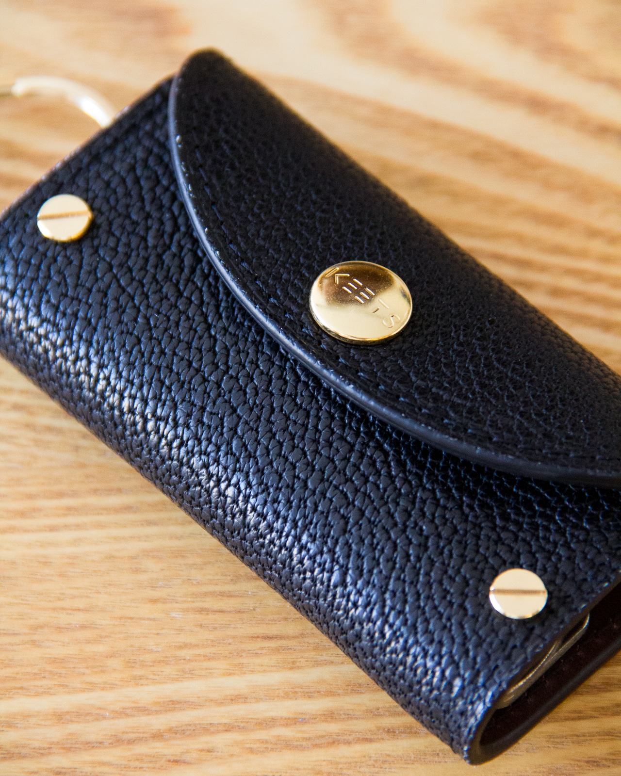 【ヒグマレザーデビュー記念 2/28まで送料無料!】【ヒグマレザー】スマートキーケース|KEETSオリジナルキーポスト/家の鍵も一緒に収納