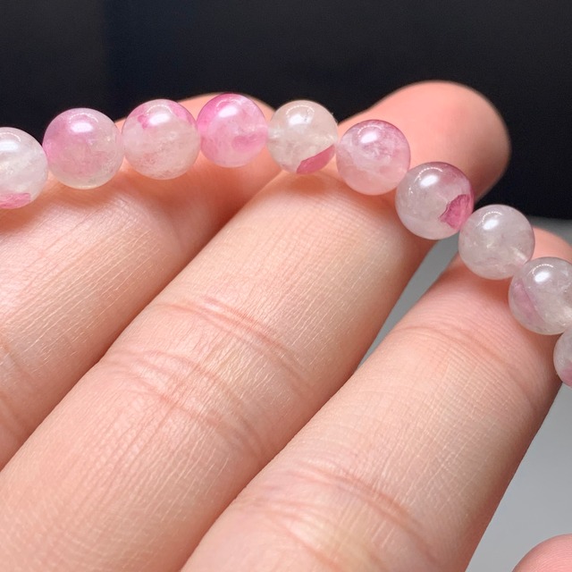 ー猫ークイーンコンクシェル×ピンクトルマリンシリカ デザインブレスレット