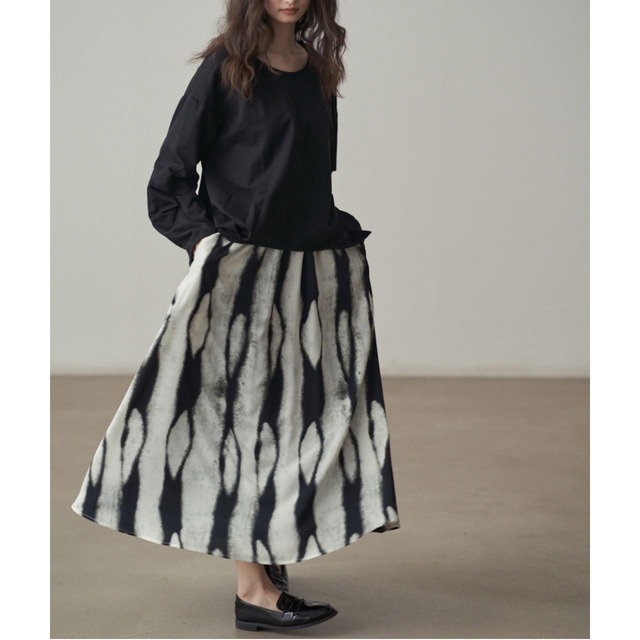 Tie-dyed long skirt C0396