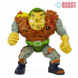 プレイメイツ TMNT タートルズ ジェネラル・トラーグ アクションフィギュア ルース