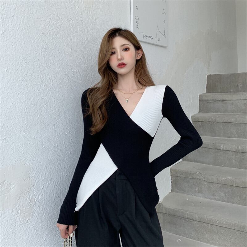 トップス レディース ニット 長袖 Vネック スリム タイト 細身 切り替え クロス かわいい 大人可愛い きれいめ カジュアル 上品 エレガント シック おしゃれ 綺麗 モード系 エキゾチック おとな こなれ感 ガーリー 個性的 モダン ロマンチック 抜け感 存在感 主役級 無地 OL 通勤 学生 デート お出かけ 女子会 休日 パーティー イベント 散歩 S M L ブラック グレー バイカラー モノトーン 春 秋 20代 30代 40代 韓国 韓国系 着回し 普段使い ファッション モテ 送料無料