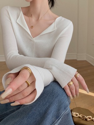 neck cut knit tops.1107