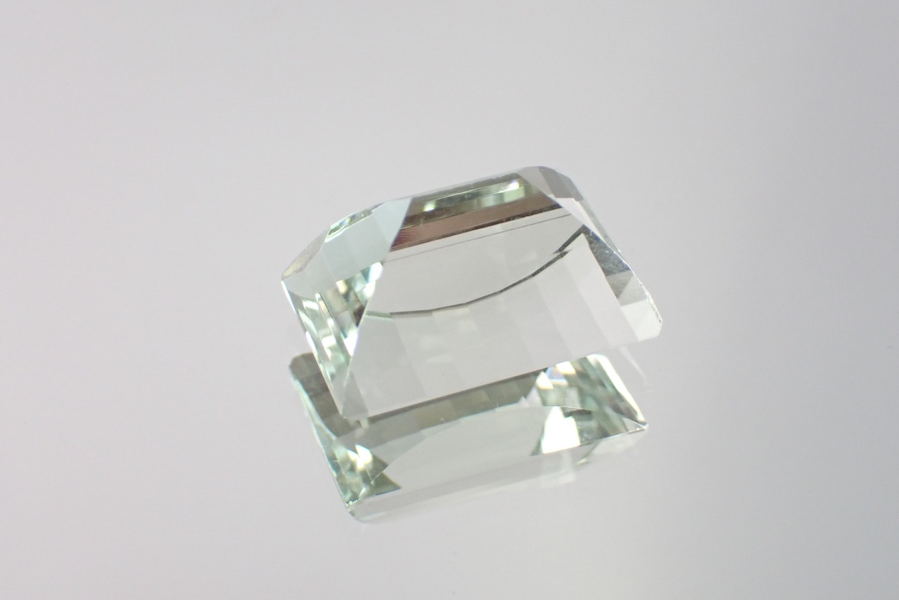 グリーンアメジスト　17.96ct　[C5‐371]