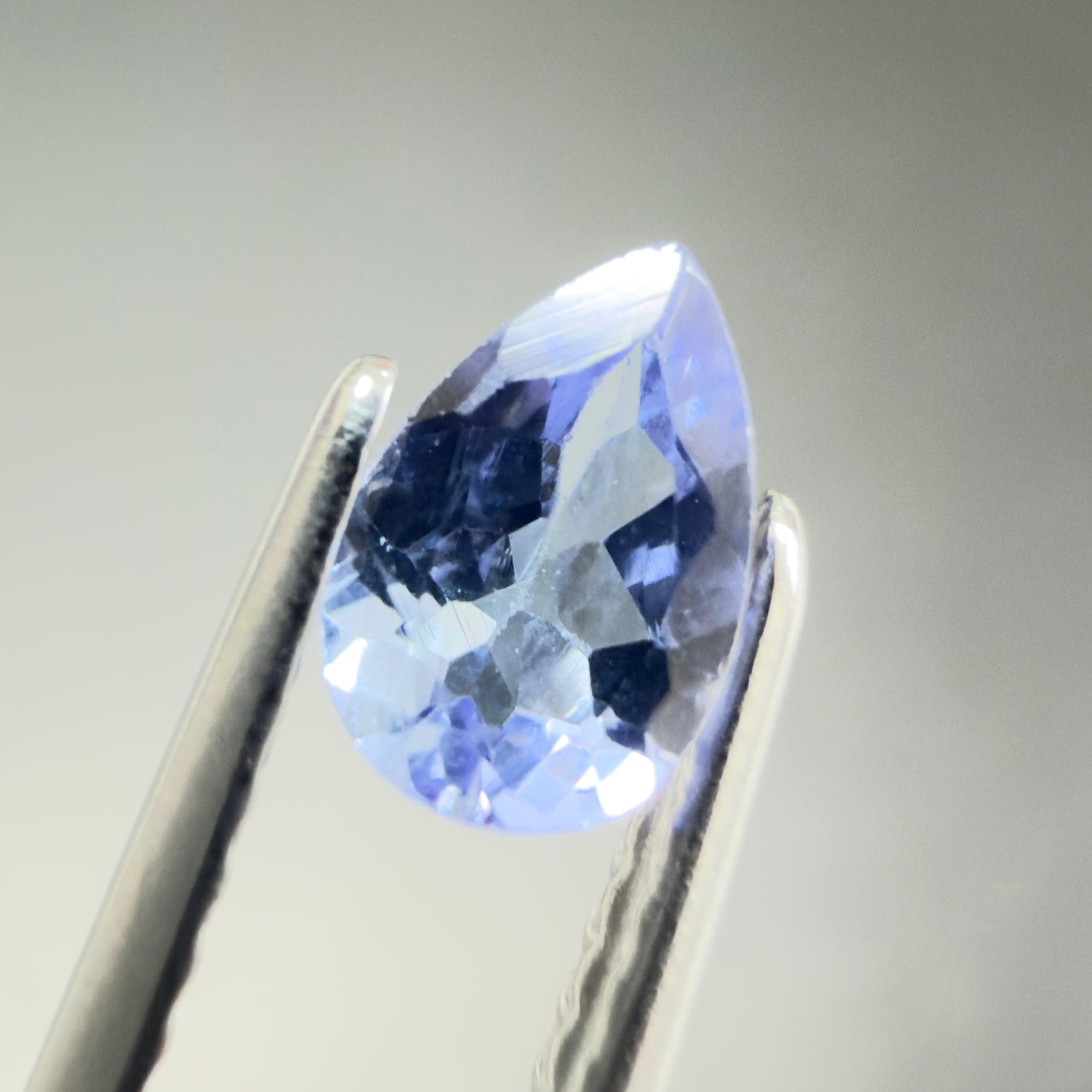 タンザナイト】 ルース タンザニア産 0.45ct ② | たからいしルース