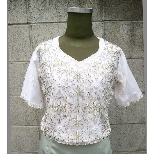 Frill & lace tops