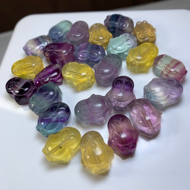 訳あり・25個セット☆ペンギンモチーフフローライト・貫通穴