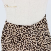 社交ダンス 衣装 スタンダード スカート レッスンウェア レディース ベージュ系 ブラウン系 レース ヒョウ柄 練習着 ステージ衣装 上品 ダンス衣装 レオパード シック エレガント 大人可愛い 舞台衣装 ポリエステル フレアスカート アシンメトリー風 きれいめ 伸縮性 ポケットなし レース風デザイン 丈長め ミドル丈 83cm前後 ゴムウエスト ウエストゴム フィット感 たっぷりフレア