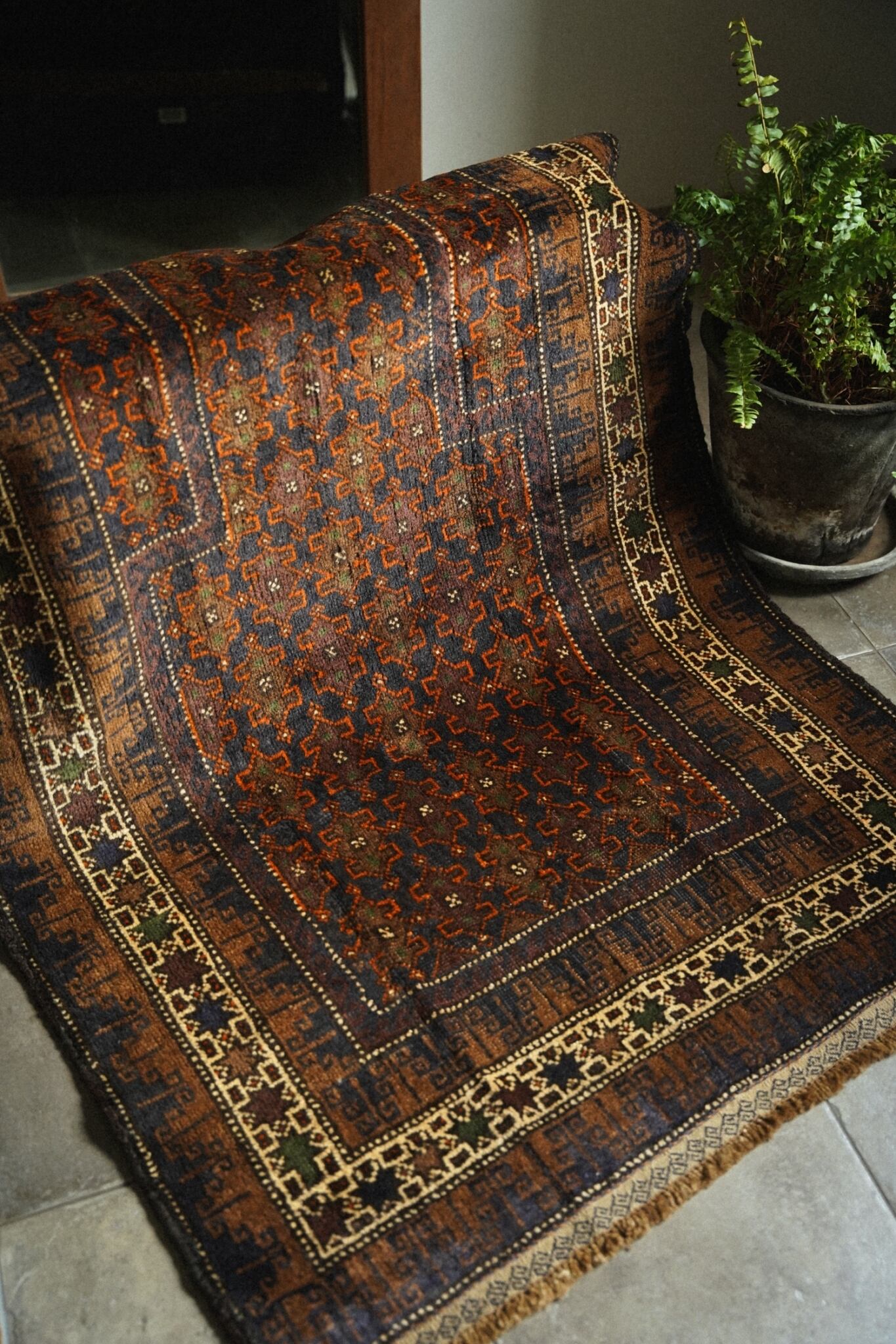 1363-Vintage Baluch rug