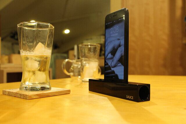 木製iPhone スティック スピーカー・ピアノブラック | WOODWORK CENTER